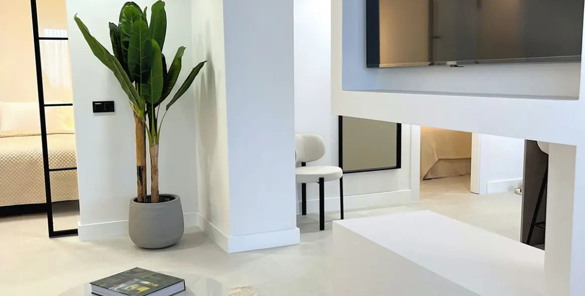 Venta de apartamento en planta baja en Nueva Andalucía 17