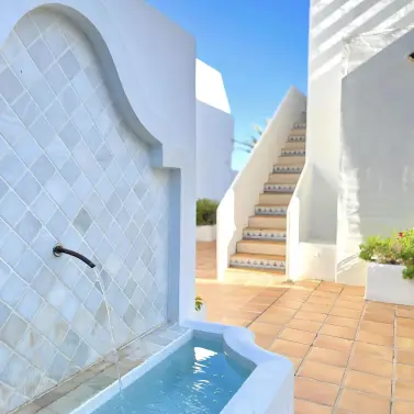 Sale of ground floor apartment in Nueva Andalucía