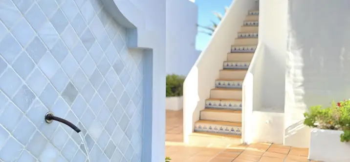 Sale of ground floor apartment in Nueva Andalucía 3