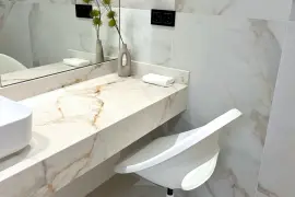 Image 31 thumb