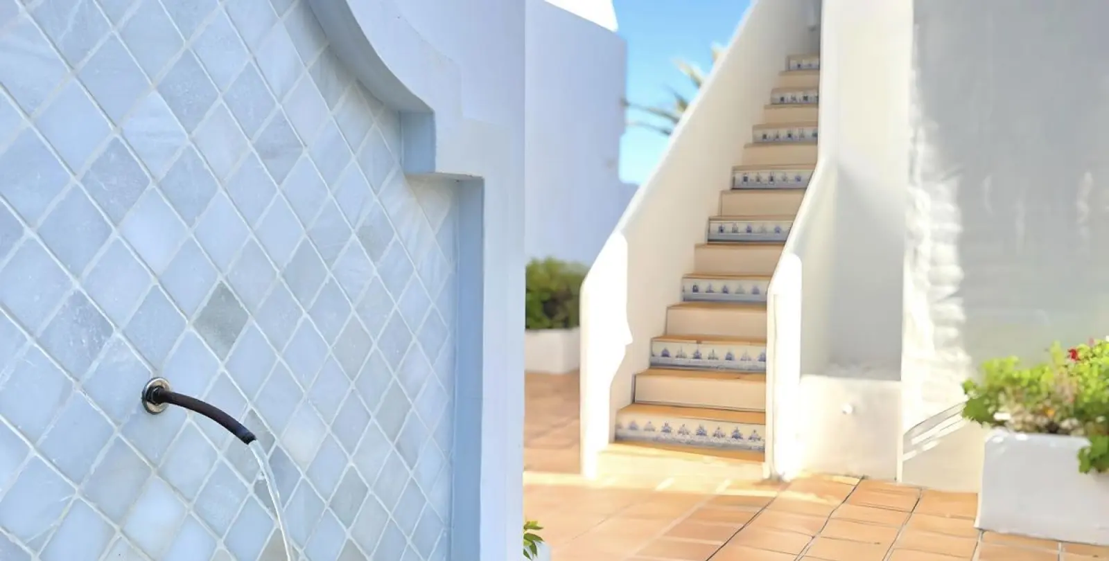 Sale of ground floor apartment in Nueva Andalucía 4