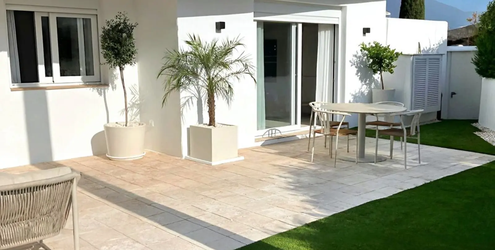Sale of ground floor apartment in Nueva Andalucía 36