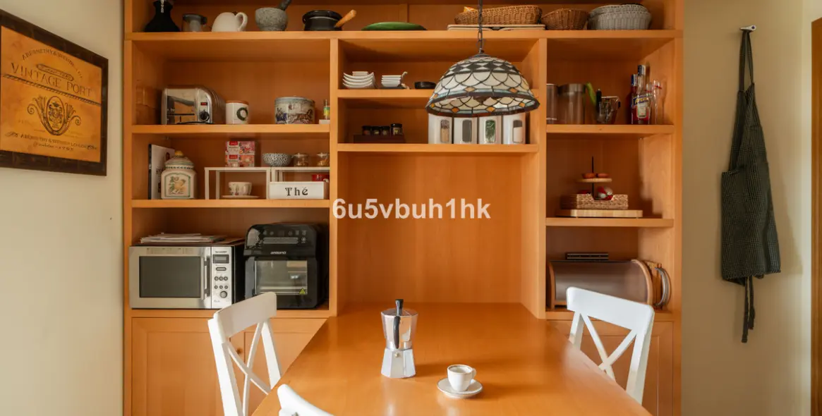 Sale of penthouse in Linda Vista Baja 10