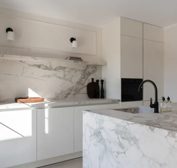 Sale of penthouse in Los Arqueros