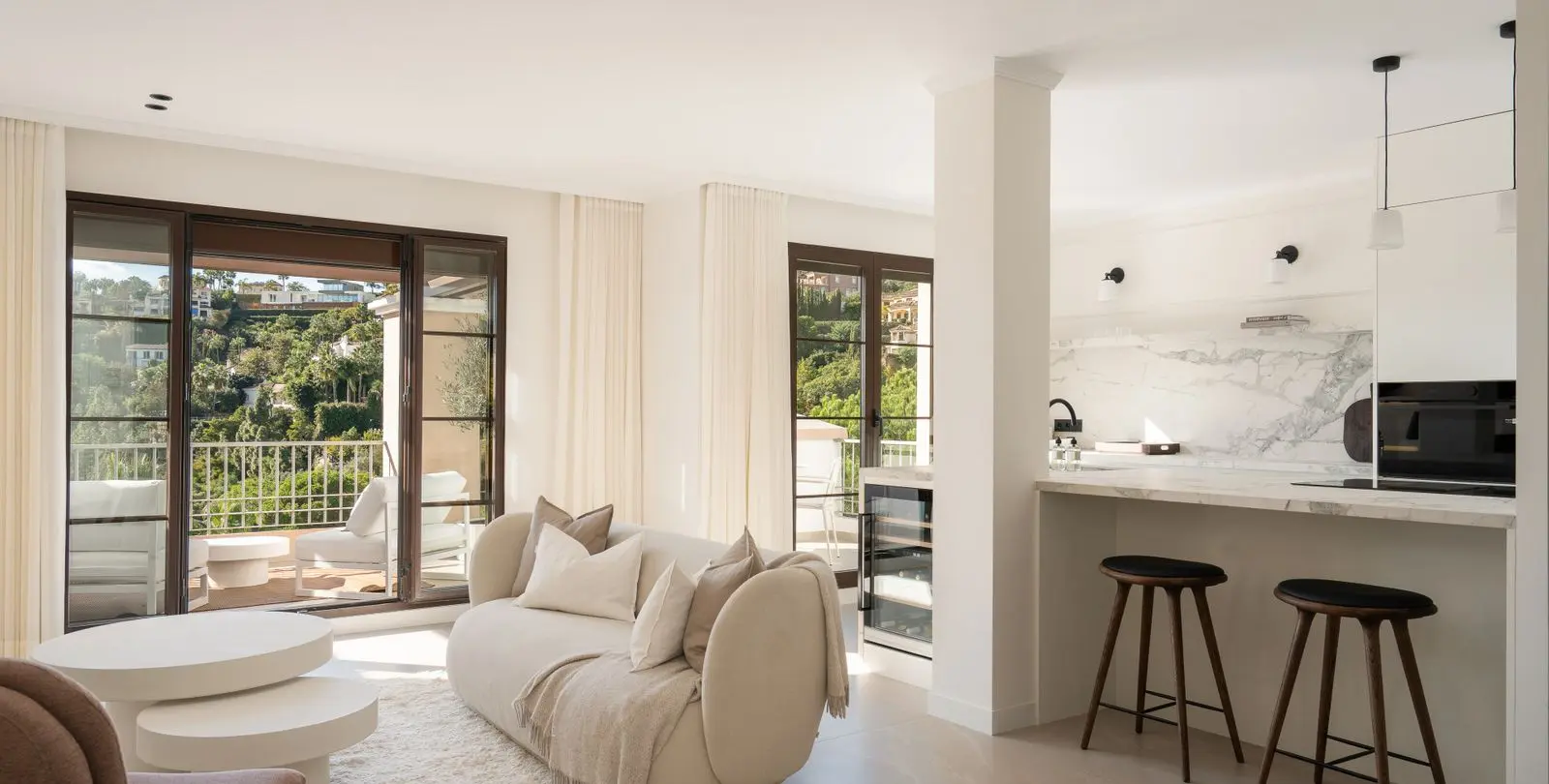 Sale of penthouse in Los Arqueros 1