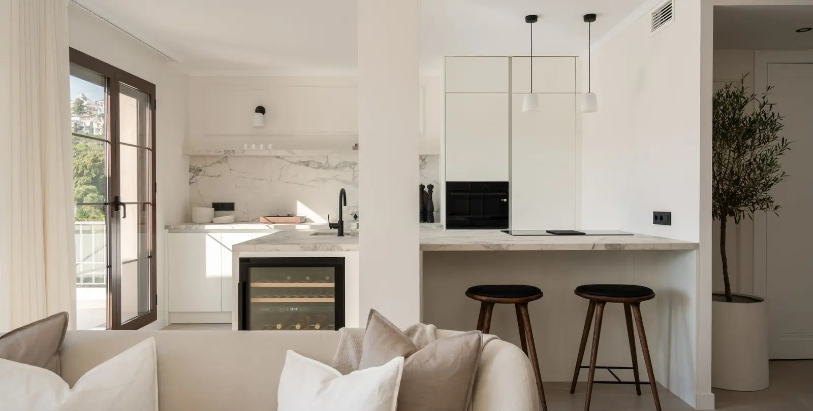 Sale of penthouse in Los Arqueros 9