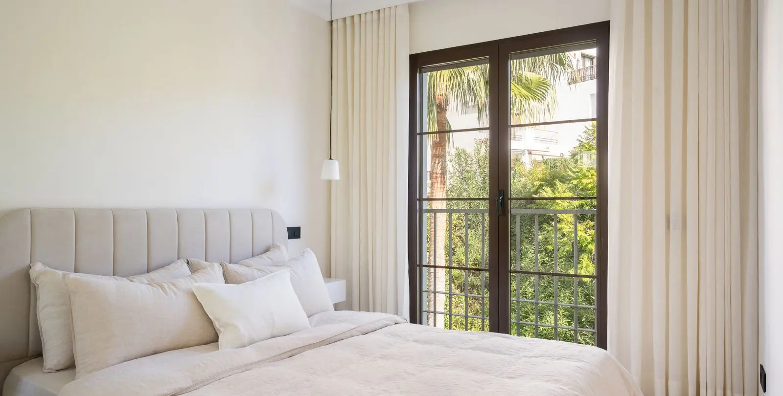 Sale of penthouse in Los Arqueros 13