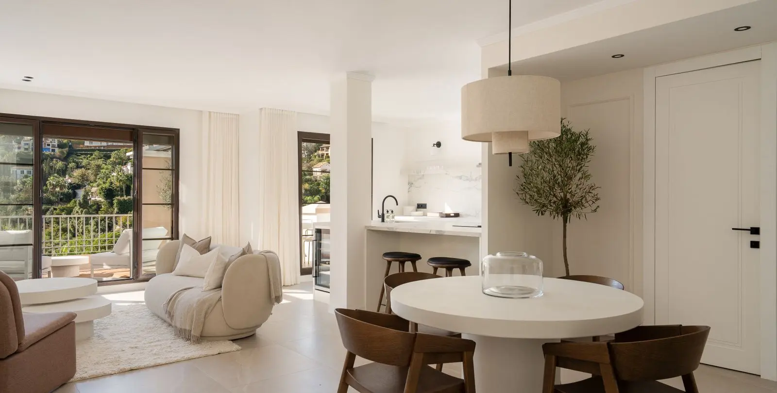 Sale of penthouse in Los Arqueros 21