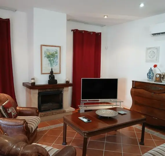 Продажа  отдельно стоящей виллы в Mijas