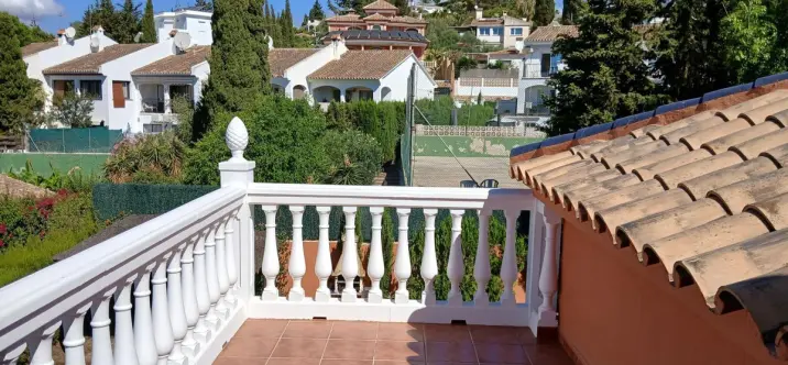Sale of detached villa in Mijas 2