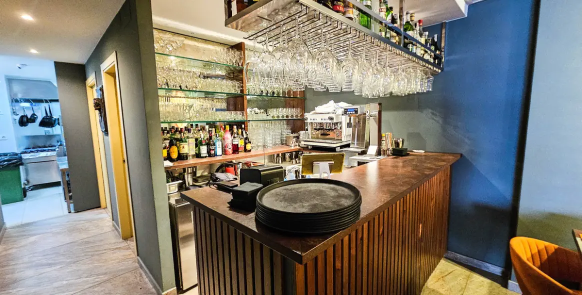 Продажа ресторана в La Duquesa 2