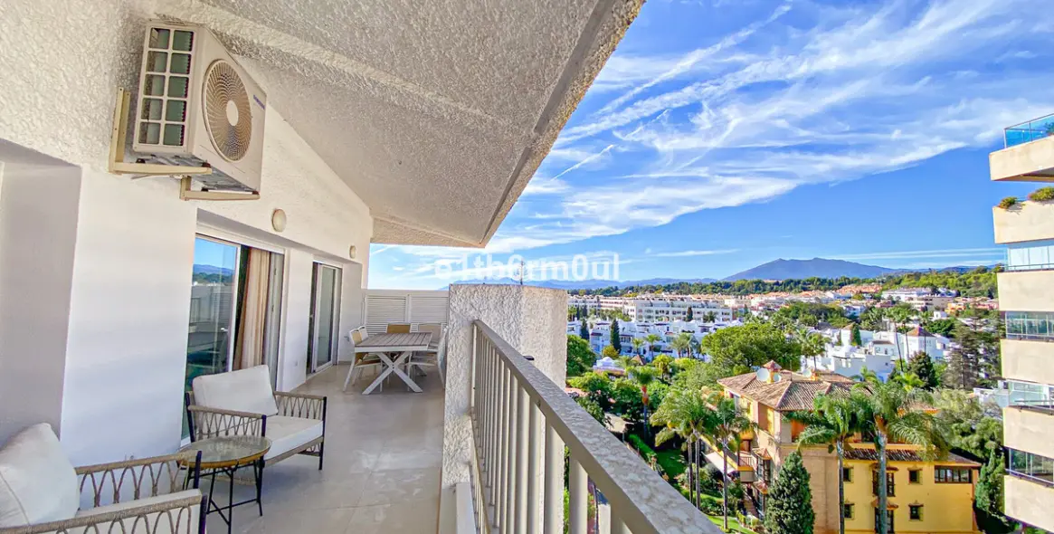 Продажа пентхауса в The Golden Mile 3