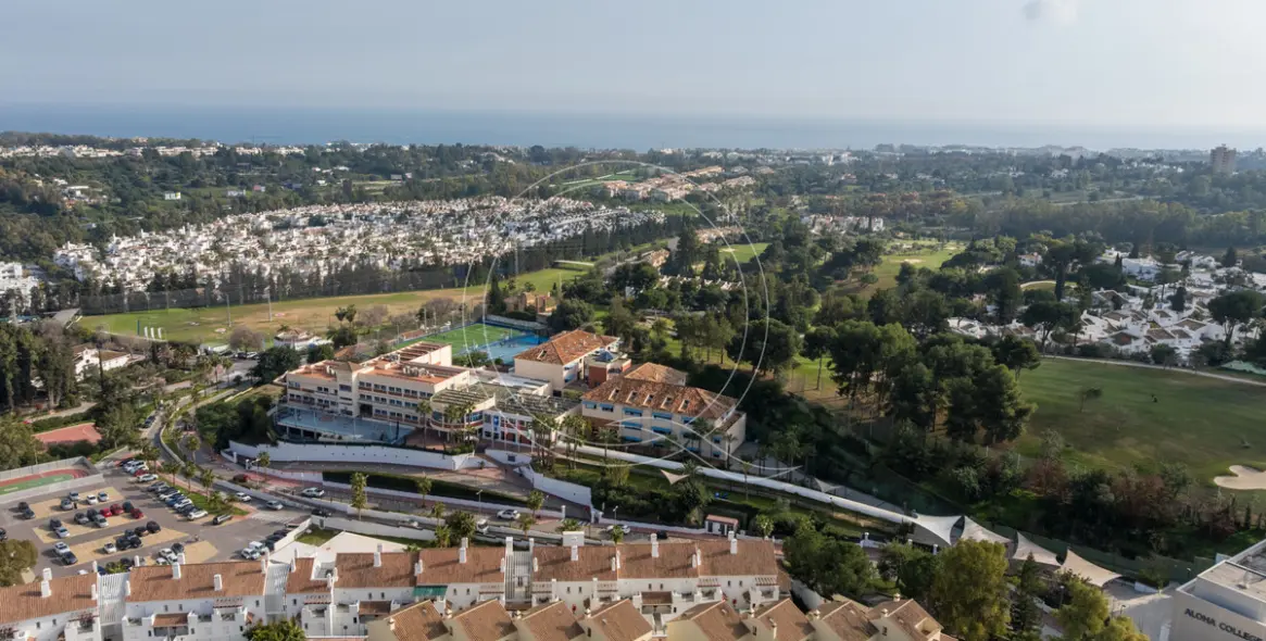 Sale of townhouse in Marbella 1