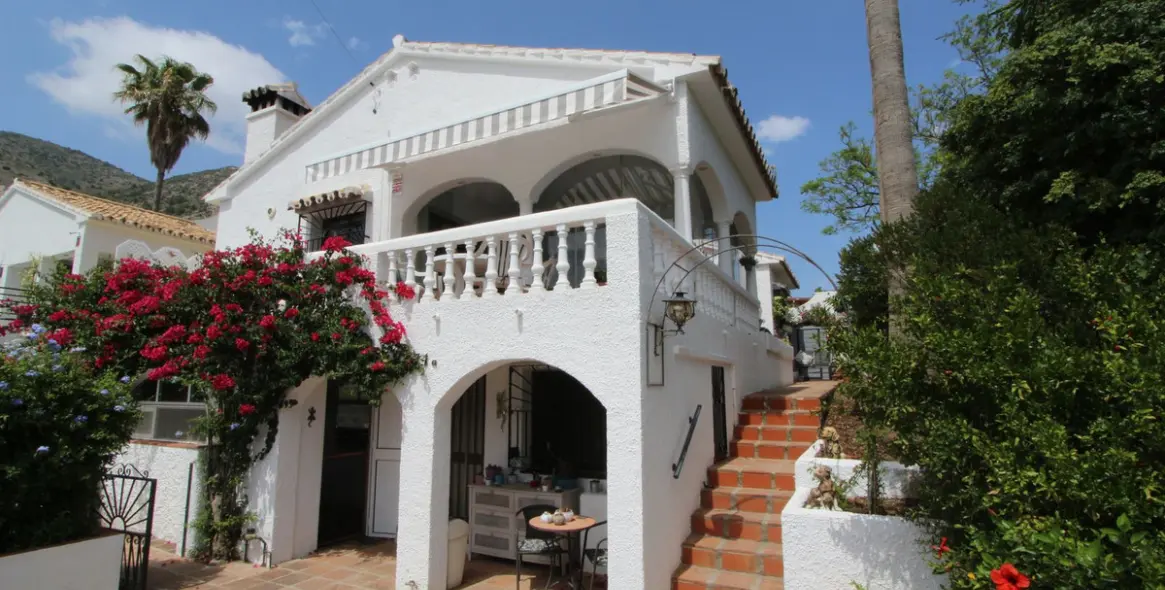 Sale of detached villa in La Capellania 1