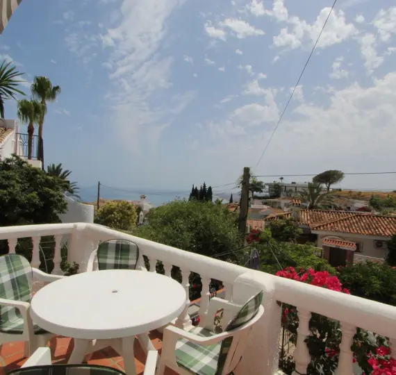 Detached villa R5078308