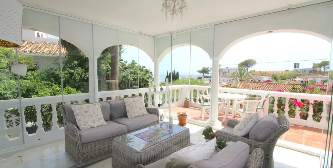 Sale of detached villa in La Capellania 13