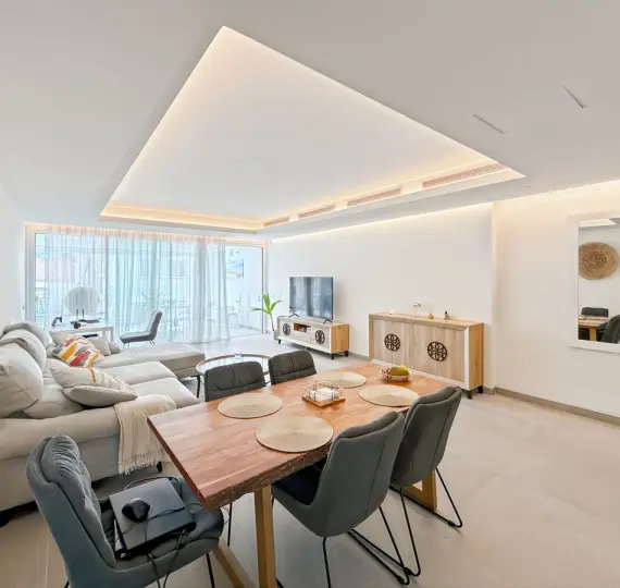 Продажа апартаментов на среднем этаже в Estepona