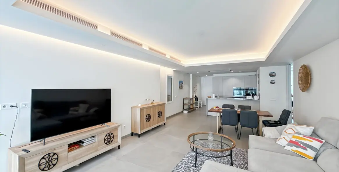 Продажа апартаментов на среднем этаже в Estepona 6