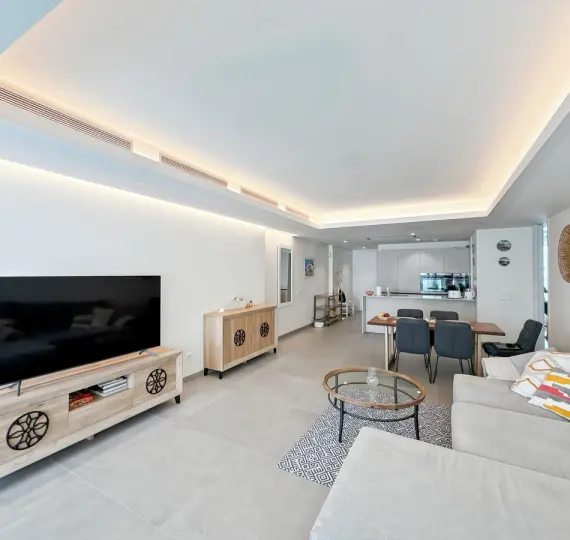 Продажа апартаментов на среднем этаже в Estepona