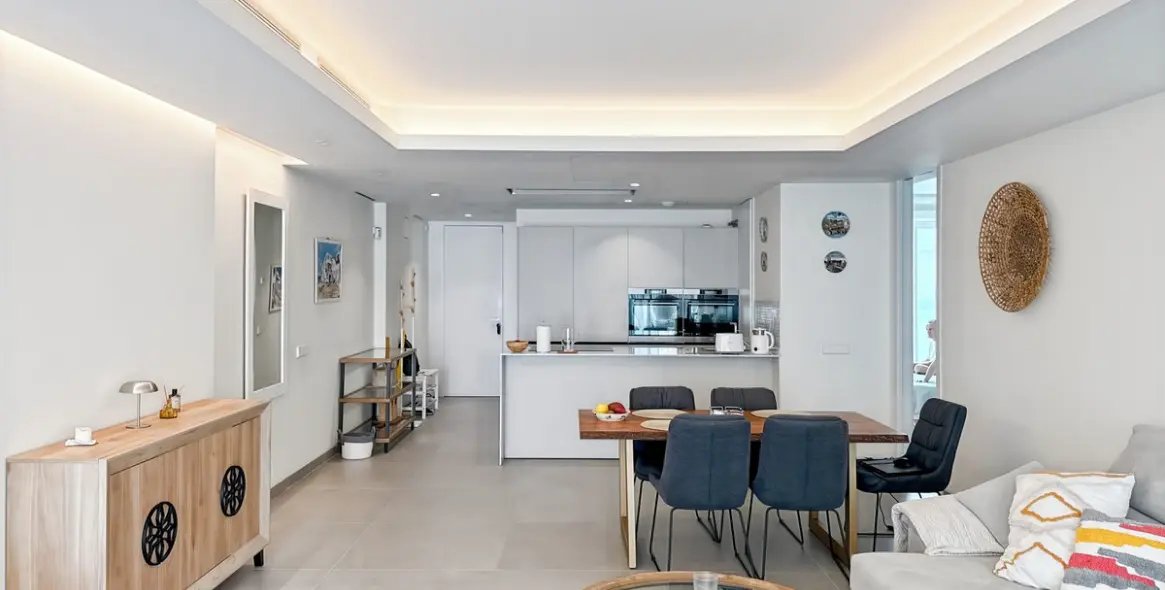 Продажа апартаментов на среднем этаже в Estepona 8