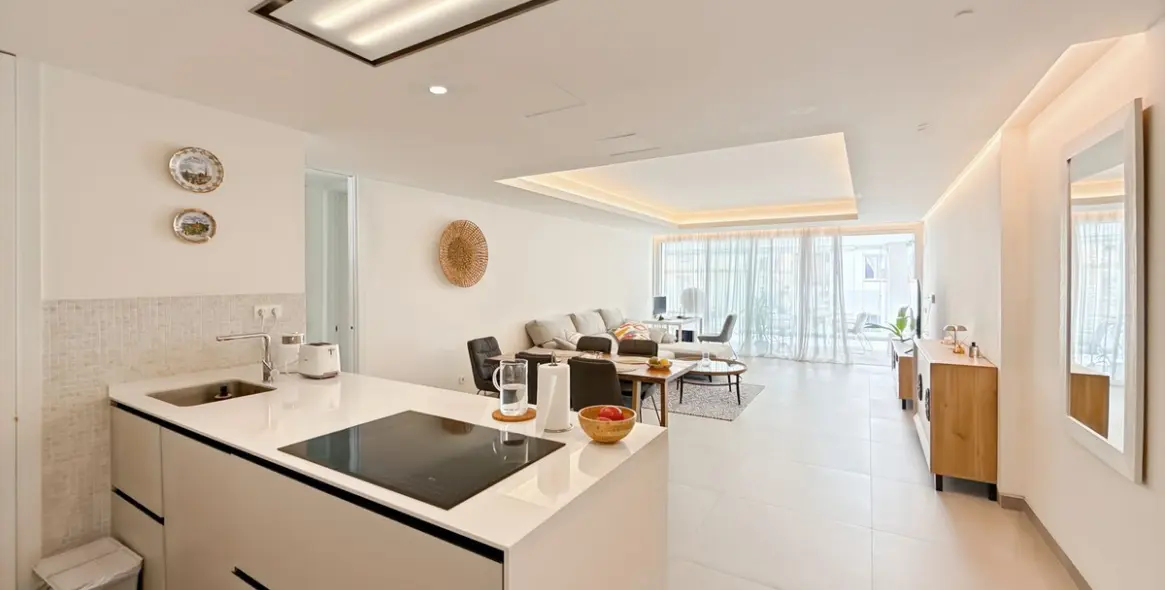 Продажа апартаментов на среднем этаже в Estepona 11