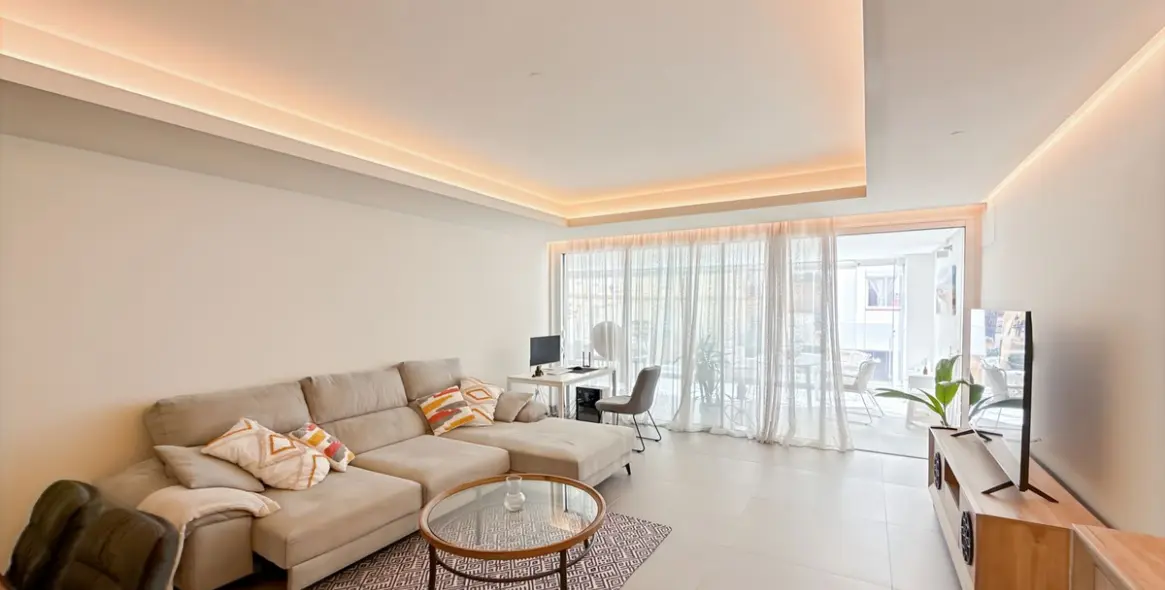 Продажа апартаментов на среднем этаже в Estepona 13