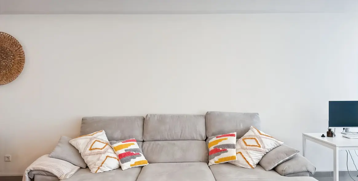 Продажа апартаментов на среднем этаже в Estepona 19