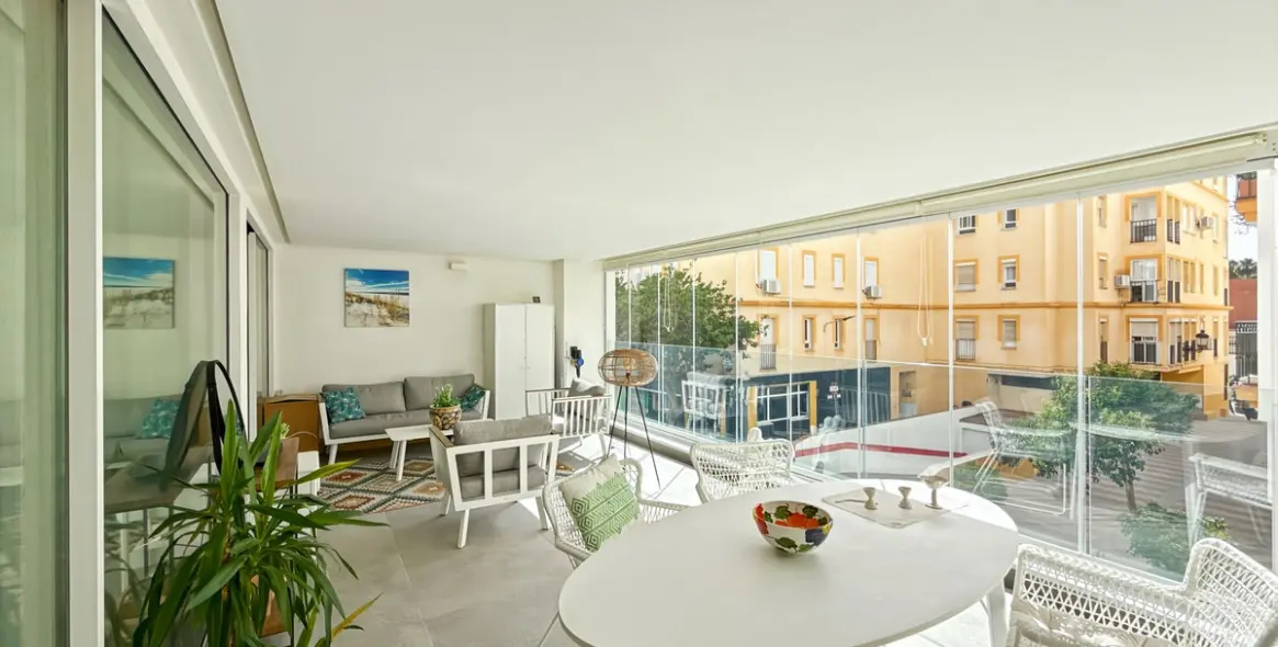 Продажа апартаментов на среднем этаже в Estepona 20