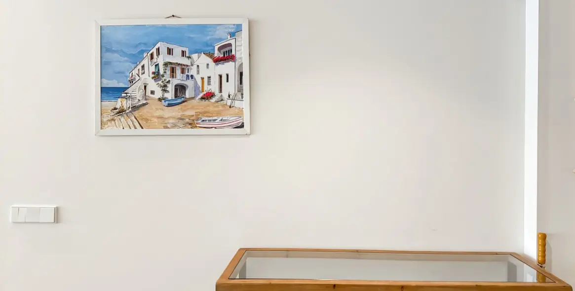 Sale of middle floor apartment in Estepona 32