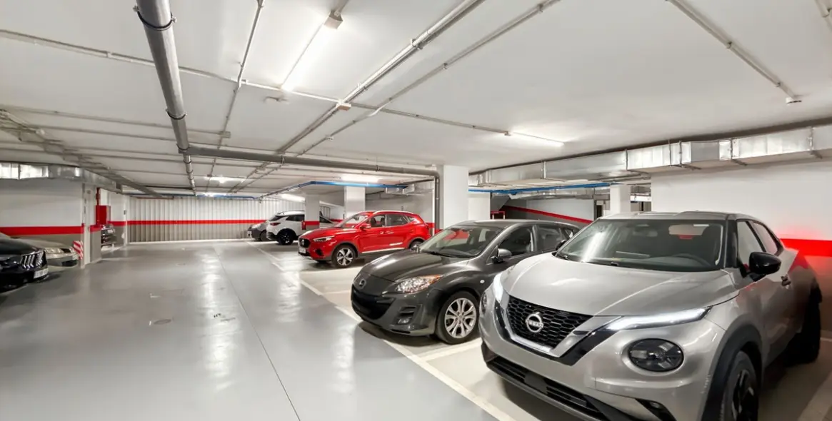 Sale of middle floor apartment in Estepona 49