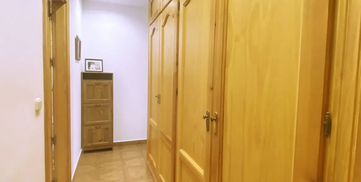 Продажа  отдельно стоящей виллы в Marbella East (район Elviria) 7