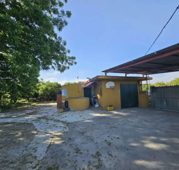 Venta de granja en San Martín de Tesorillo