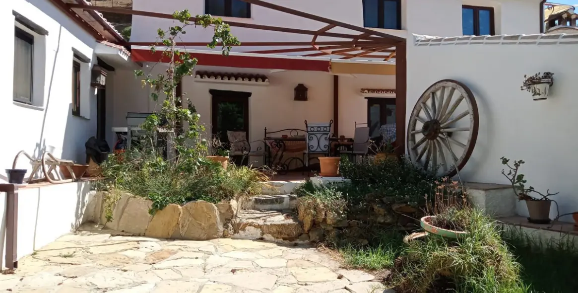 Venta de finca - cortijo en Casares 2