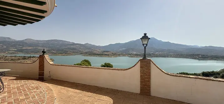 Detached villa R5131735 2