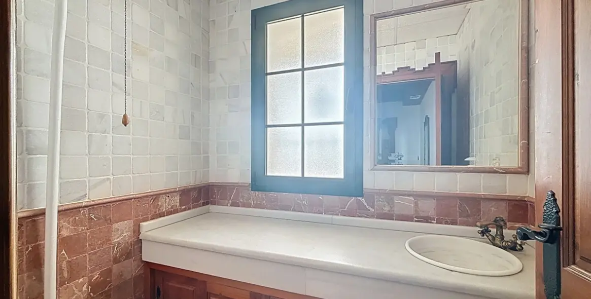 Sale of detached villa in La Viñuela 16