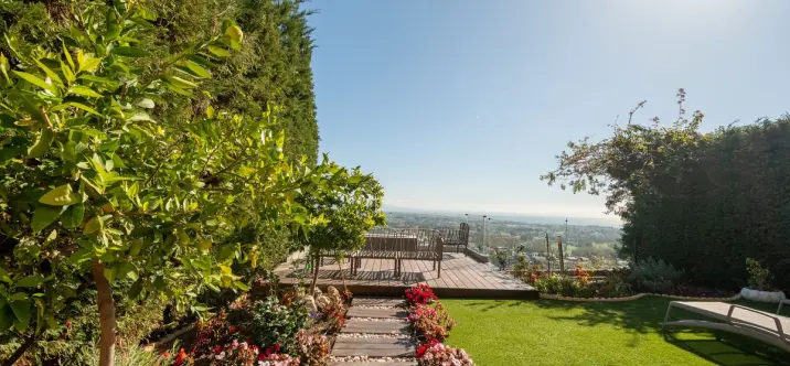 Продажа дома на две семьи в Benahavís 3