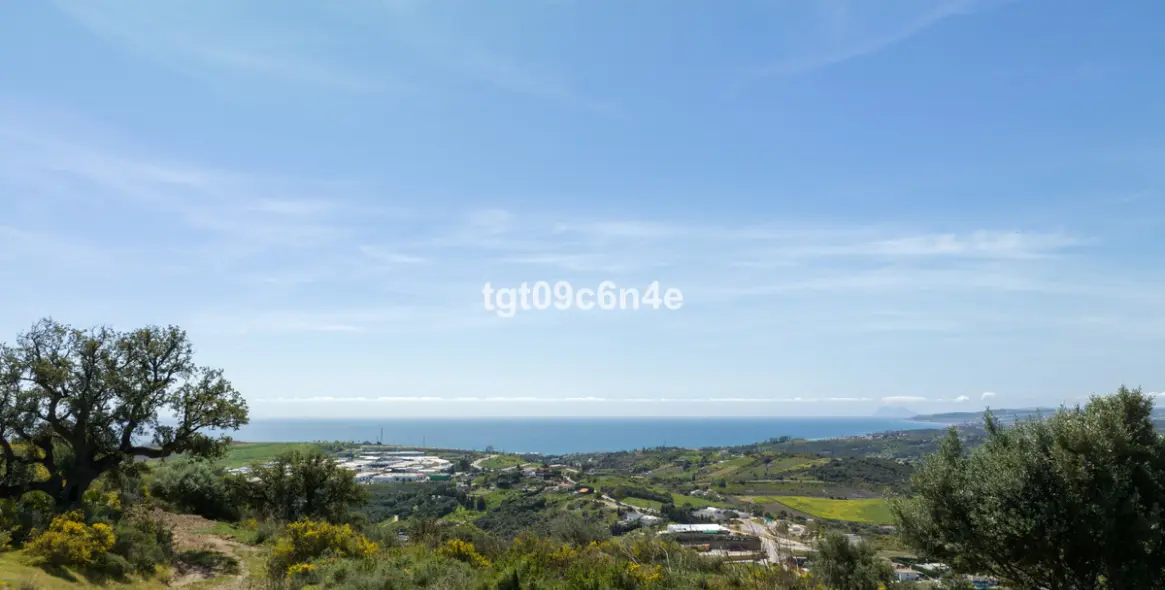 Venta de parcela residencial en Estepona 42