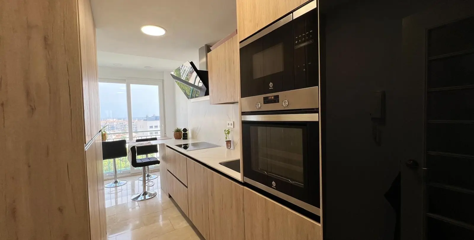 Sale of penthouse duplex in Estepona 31