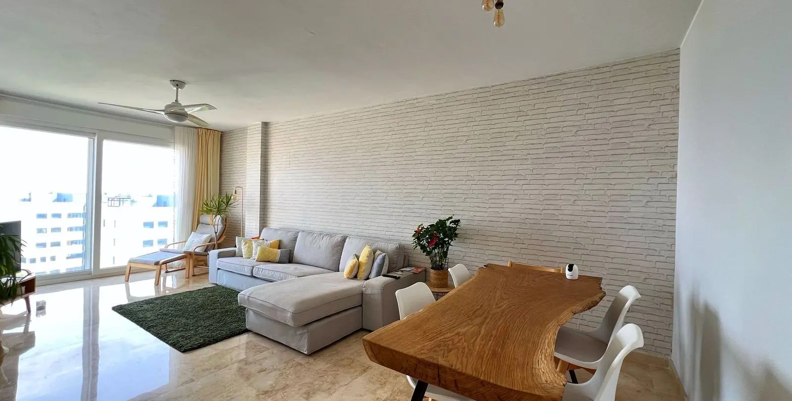 Sale of penthouse duplex in Estepona 44