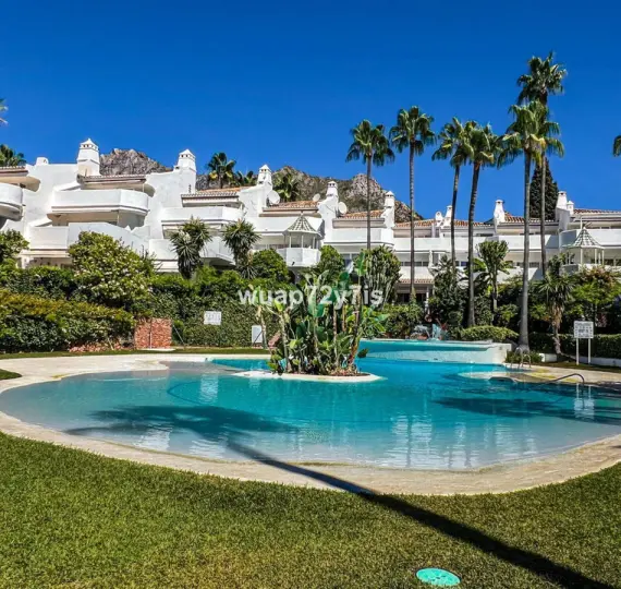 Таунхаус R5161258