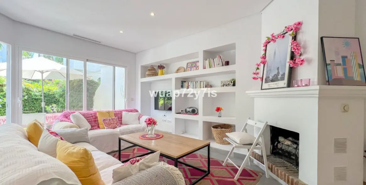 Продажа таунхауса в Marbella (район Sierra Blanca) 2