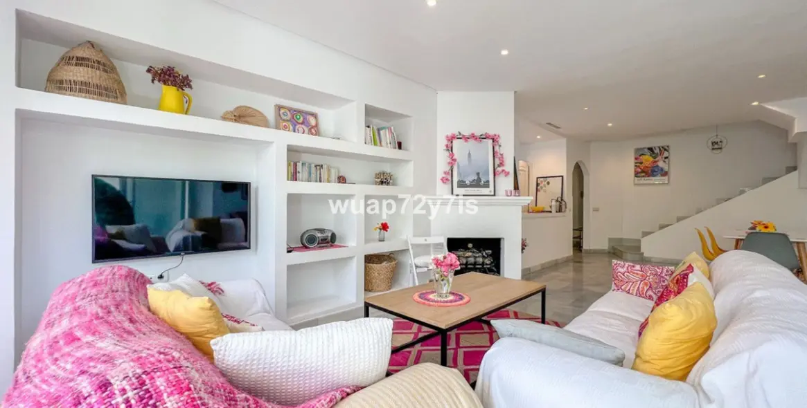 Продажа таунхауса в Marbella (район Sierra Blanca) 3