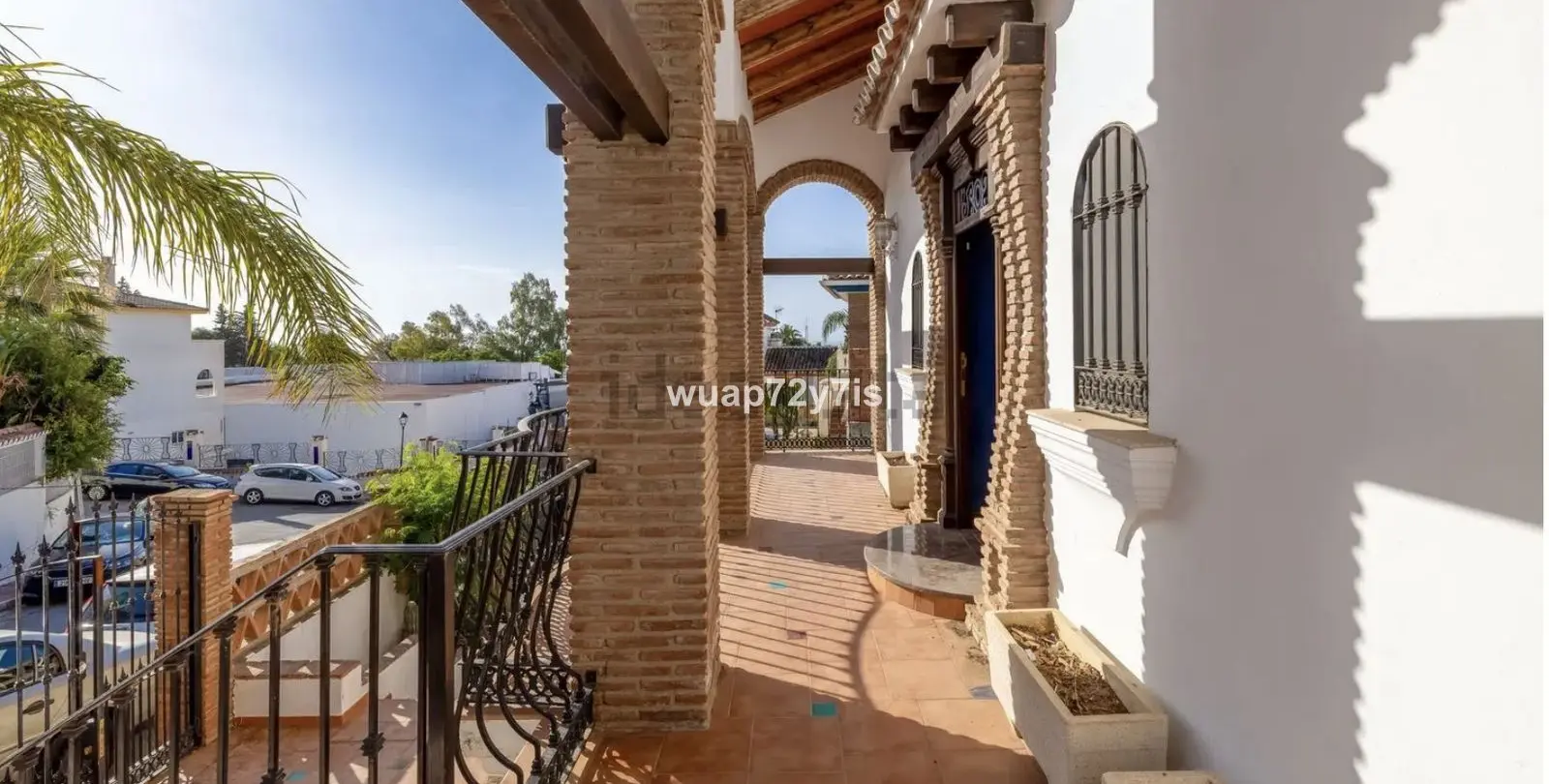 Продажа  отдельно стоящей виллы в Benalmadena 4
