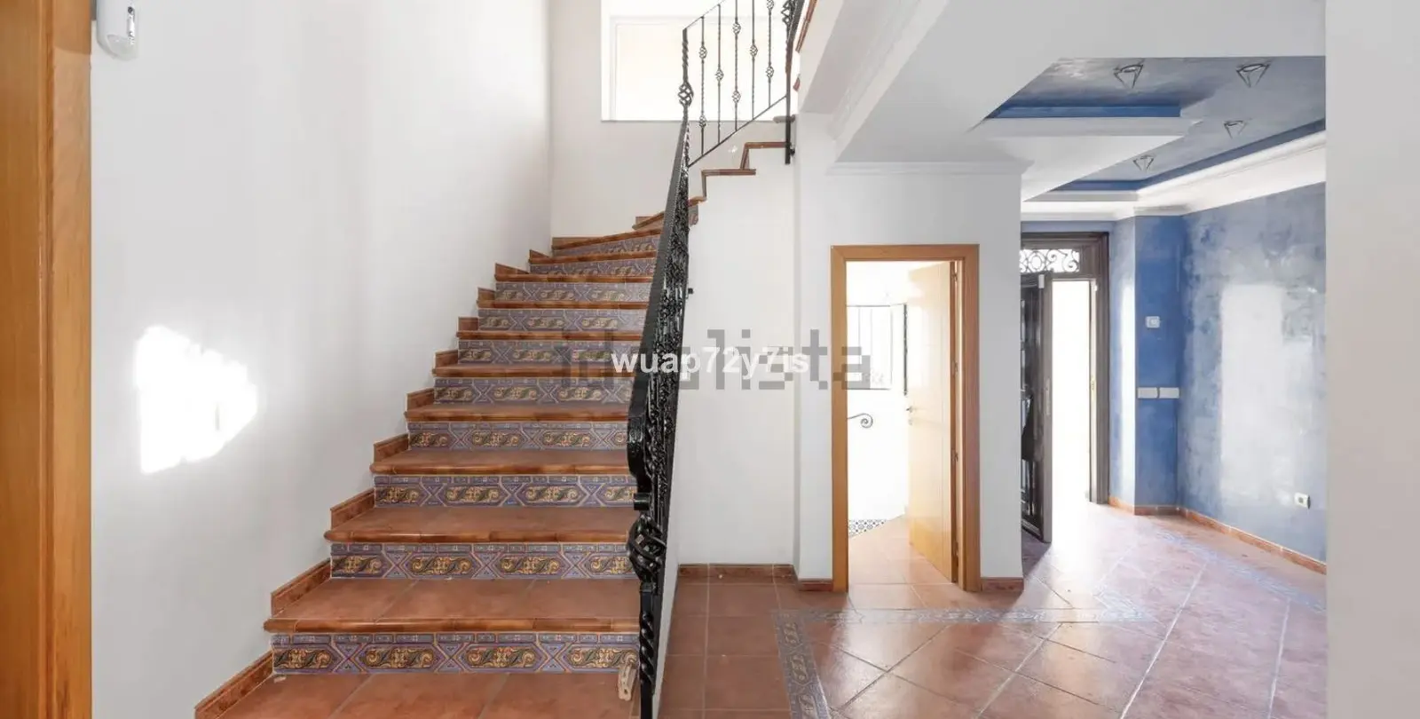 Продажа  отдельно стоящей виллы в Benalmadena 11