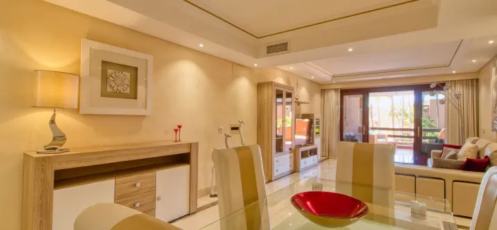 Продажа апартаментов на среднем этаже в Estepona 3