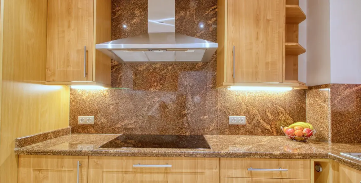 Продажа апартаментов на среднем этаже в Estepona 17