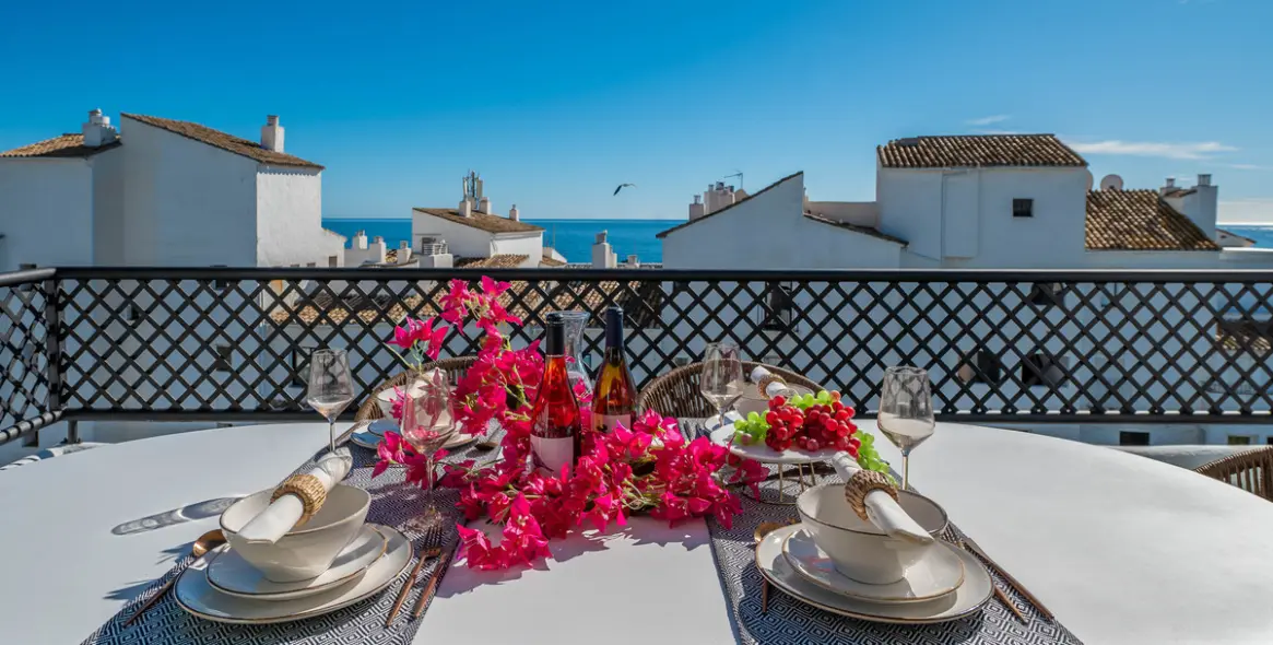 Продажа апартаментов на среднем этаже в Puerto Banús 4