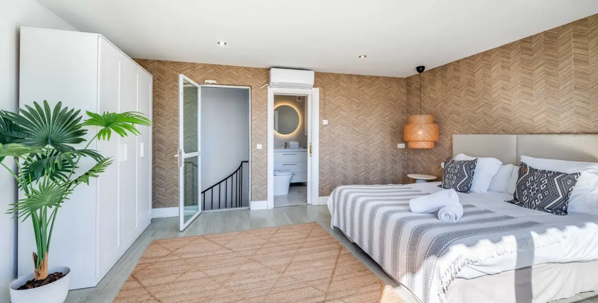 Продажа апартаментов на среднем этаже в Puerto Banús 6