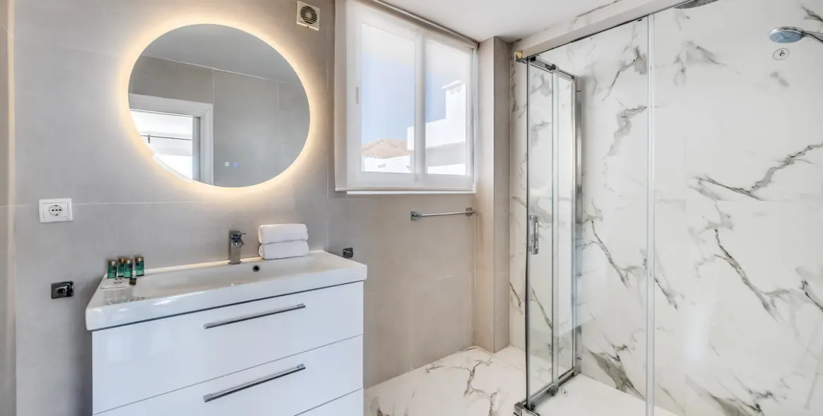 Продажа апартаментов на среднем этаже в Puerto Banús 7