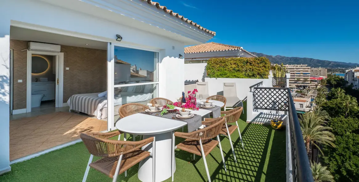 Продажа апартаментов на среднем этаже в Puerto Banús 11